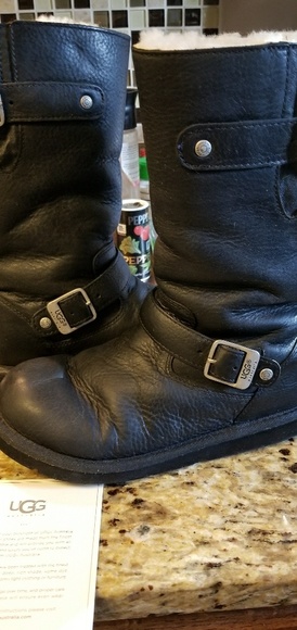 Authentic Ugg boots, size 7 black - Picture 1 of 8